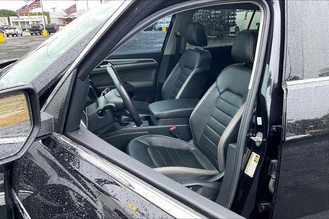 2023 Volkswagen Atlas Vehicle Photo in INDEPENDENCE, MO 64055-1314