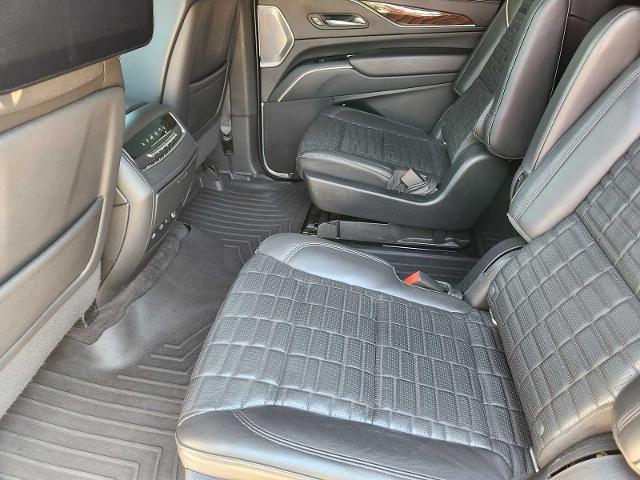 2022 Cadillac Escalade ESV Vehicle Photo in DENTON, TX 76210-9321