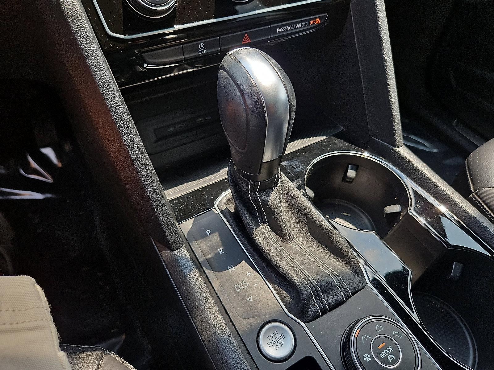 2022 Volkswagen Atlas Cross Sport Vehicle Photo in Trevose, PA 19053