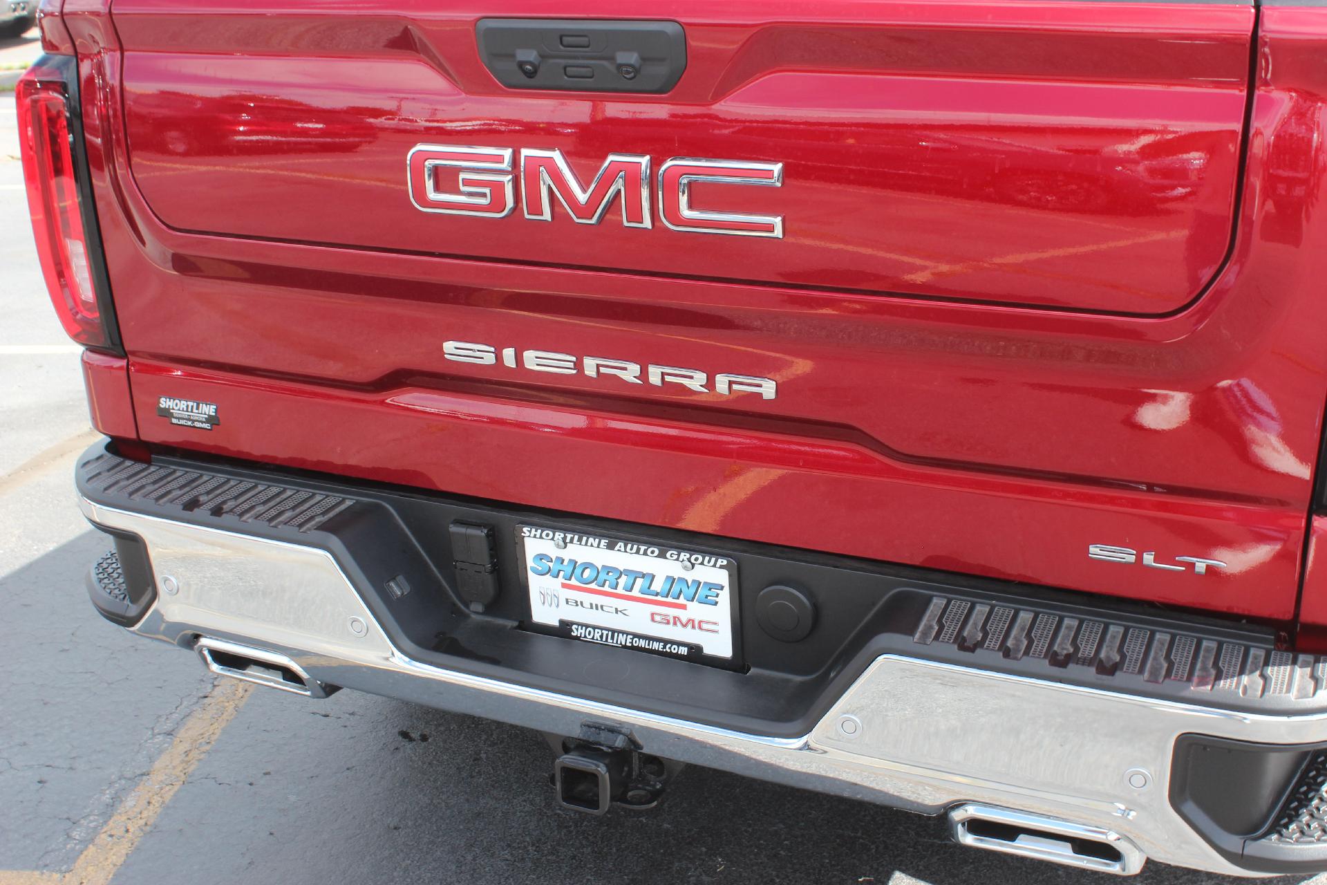 2025 GMC Sierra 1500 Vehicle Photo in AURORA, CO 80012-4011