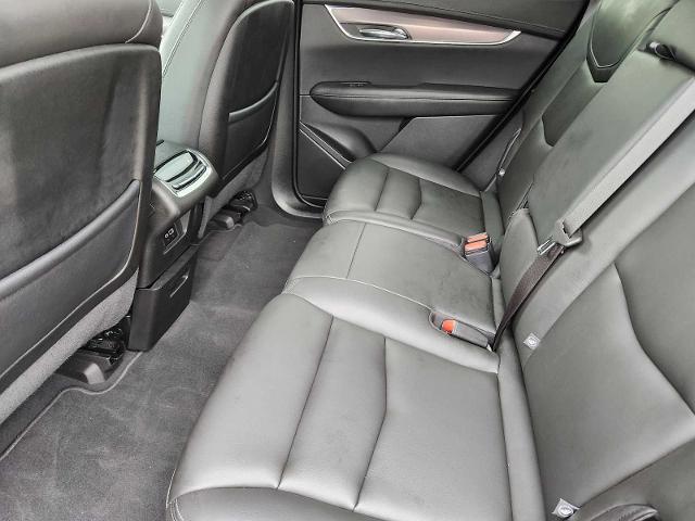 2023 Cadillac XT6 Vehicle Photo in DENTON, TX 76210-9321