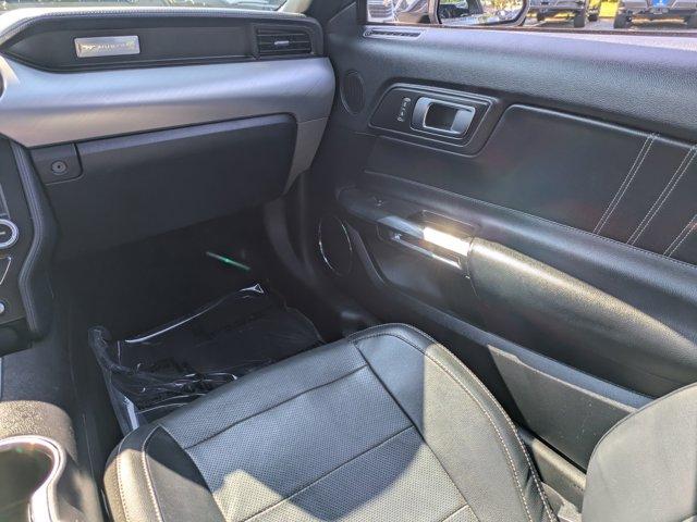 2019 Ford Mustang Vehicle Photo in BRUNSWICK, GA 31525-1881