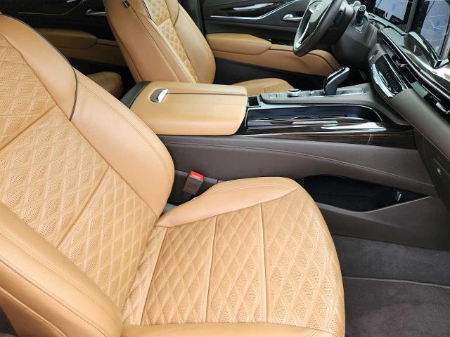 2023 Cadillac Escalade Vehicle Photo in DENTON, TX 76210-9321