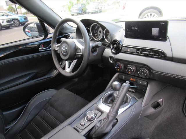 2025 Mazda MX-5 Miata Vehicle Photo in LEESBURG, FL 34788-4022