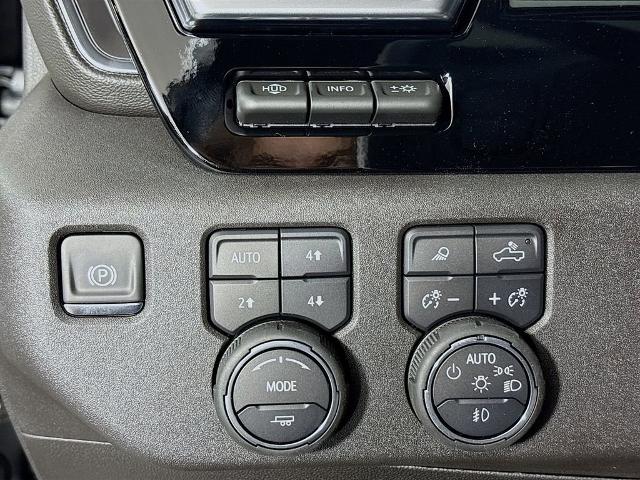 2025 Chevrolet Silverado 3500 HD Vehicle Photo in PUYALLUP, WA 98371-4149