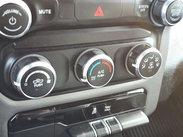 2020 Ram 1500 Vehicle Photo in Pleasant Hills, PA 15236