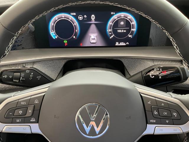 2025 Volkswagen Tiguan Vehicle Photo in Oshkosh, WI 54904