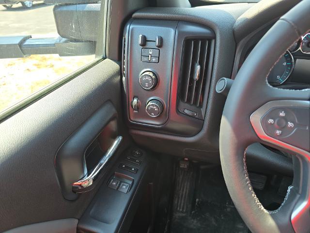 2024 Chevrolet Silverado Chassis Cab Vehicle Photo in INDEPENDENCE, MO 64055-1314