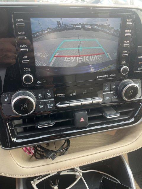 2021 Toyota Highlander Vehicle Photo in Trevose, PA 19053