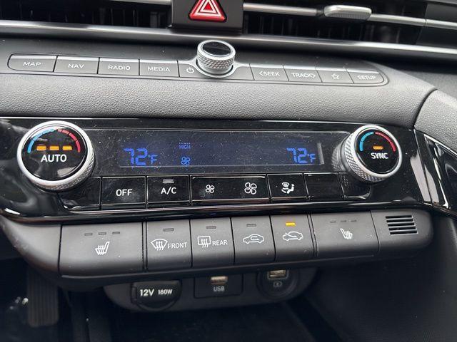 2023 Hyundai ELANTRA Vehicle Photo in Pleasant Hills, PA 15236