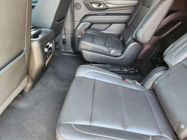 2023 GMC Yukon Vehicle Photo in DENTON, TX 76210-9321