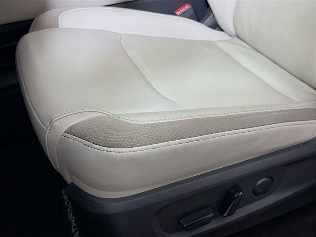 2023 Nissan Pathfinder Vehicle Photo in Flemington, NJ 08822