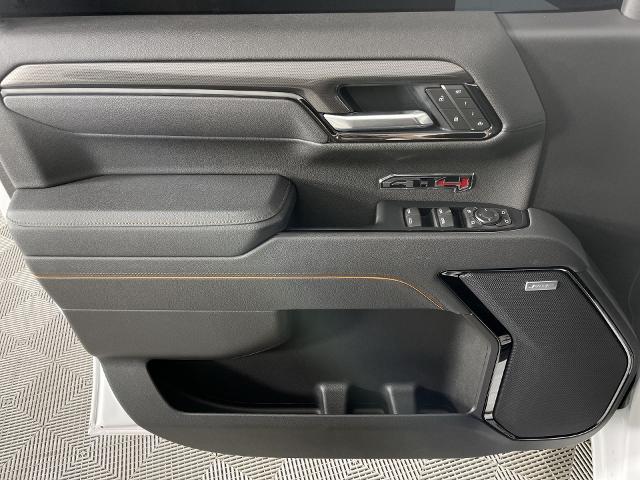 2025 GMC Sierra 1500 Vehicle Photo in GILBERT, AZ 85297-0402