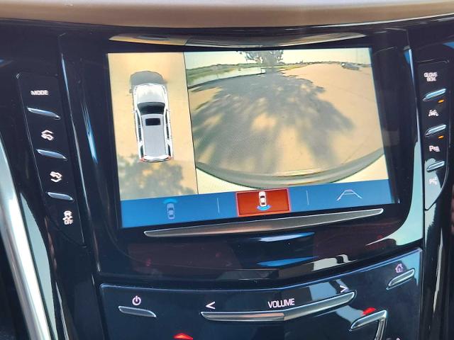 2018 Cadillac Escalade Vehicle Photo in DENTON, TX 76210-9321