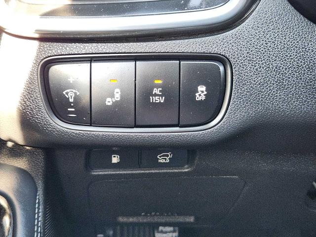2016 Kia Sorento Vehicle Photo in DENTON, TX 76210-9321