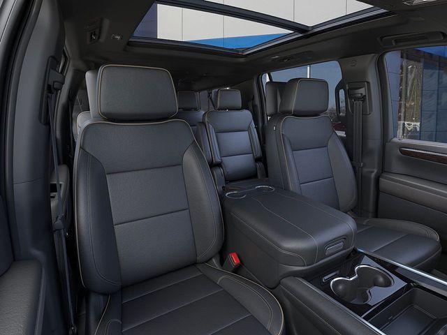 2025 Chevrolet Suburban Vehicle Photo in DANBURY, CT 06810-5034