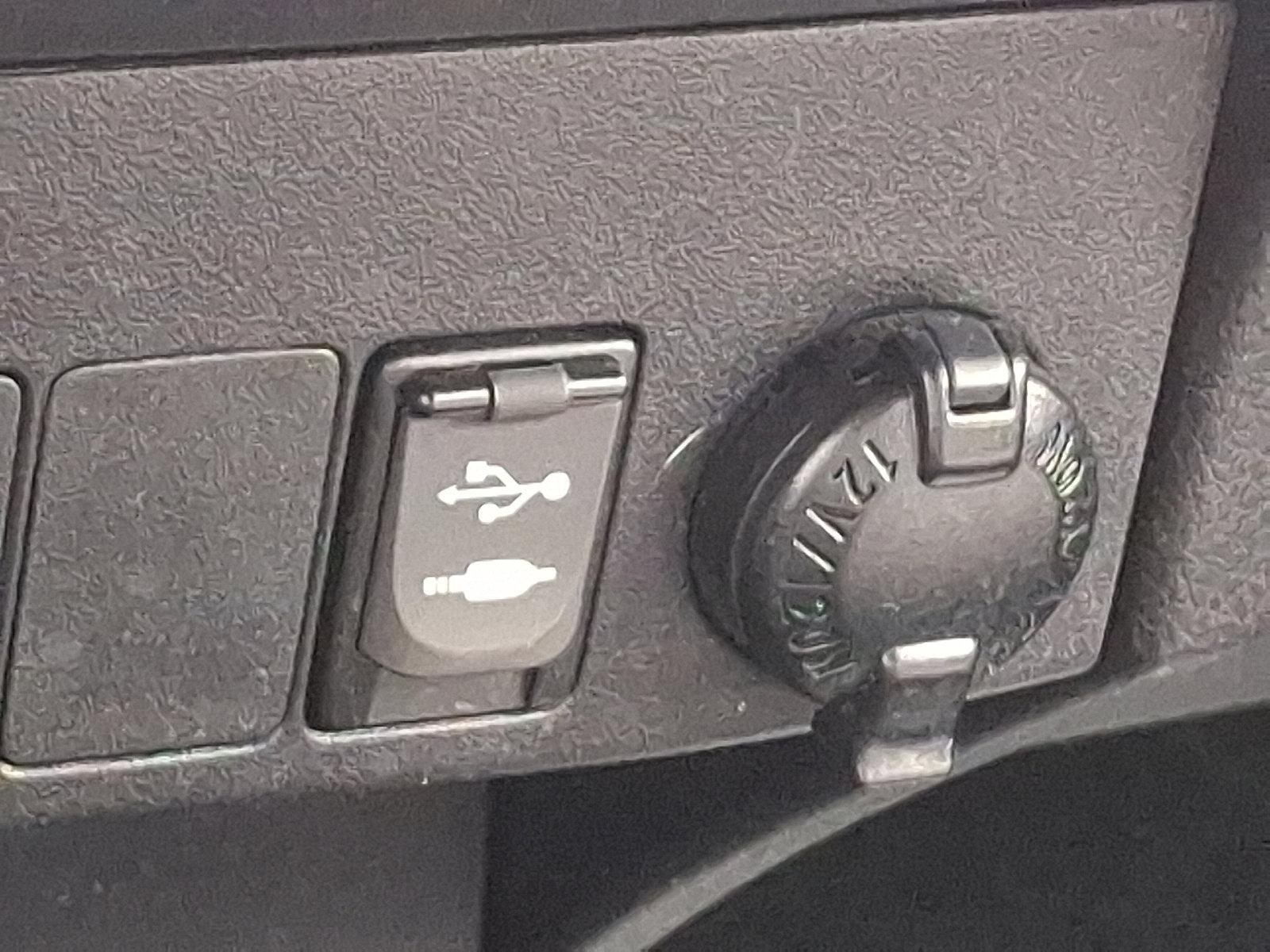 2018 Toyota RAV4 Vehicle Photo in Harrisburg, PA 17111