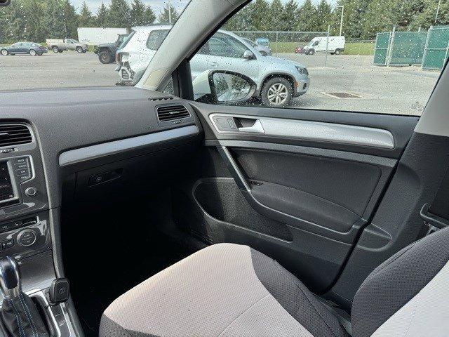 2016 Volkswagen e-Golf Vehicle Photo in Mechanicsburg, PA 17050-1707