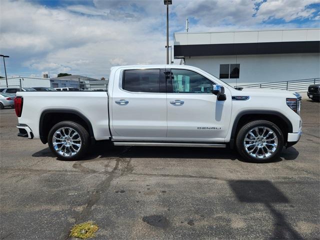 2023 GMC Sierra 1500 Vehicle Photo in AURORA, CO 80012-4011