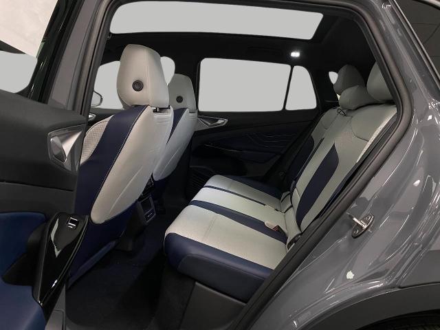 2025 Volkswagen ID.4 Vehicle Photo in Appleton, WI 54913