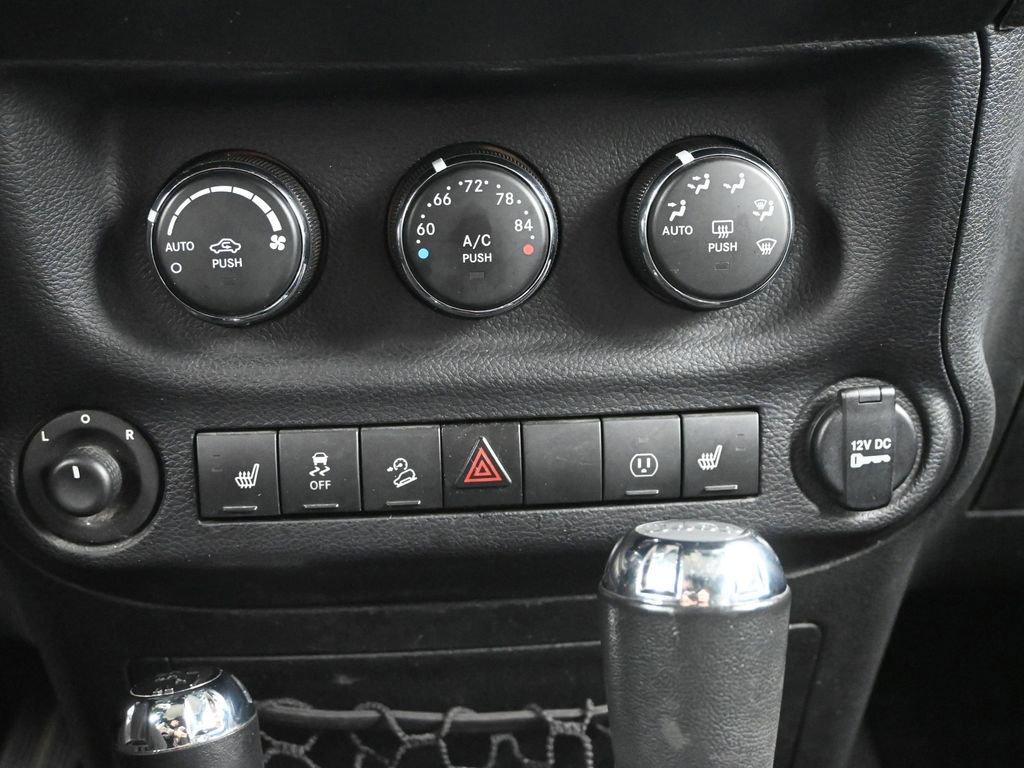 2015 Jeep Wrangler Unlimited Vehicle Photo in Cedar Rapids, IA 52402