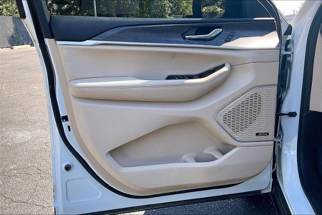 2022 Jeep Grand Cherokee L Vehicle Photo in INDEPENDENCE, MO 64055-1314