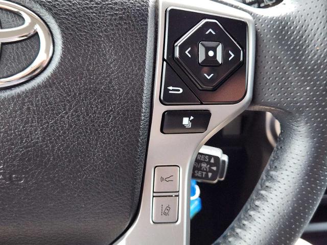 2020 Toyota 4Runner Vehicle Photo in DENTON, TX 76210-9321