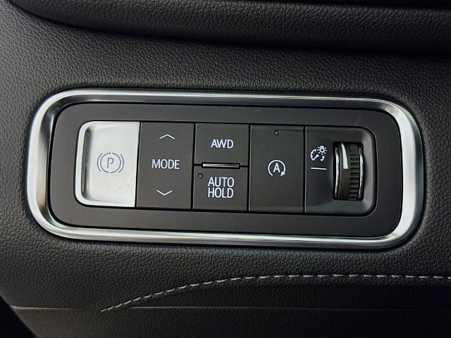 2025 Buick Enclave Vehicle Photo in PUYALLUP, WA 98371-4149