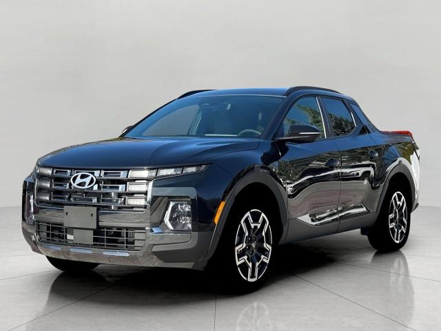 2025 Hyundai SANTA CRUZ Vehicle Photo in Neenah, WI 54956