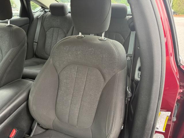 2015 Chrysler 200 Vehicle Photo in Statesboro, GA 30458