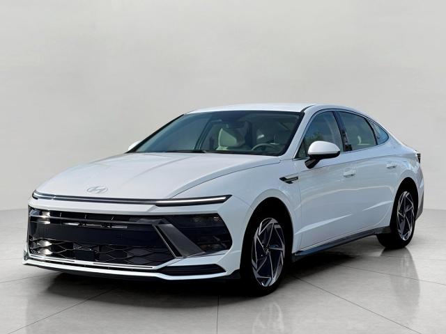 2026 Hyundai SONATA Vehicle Photo in Neenah, WI 54956