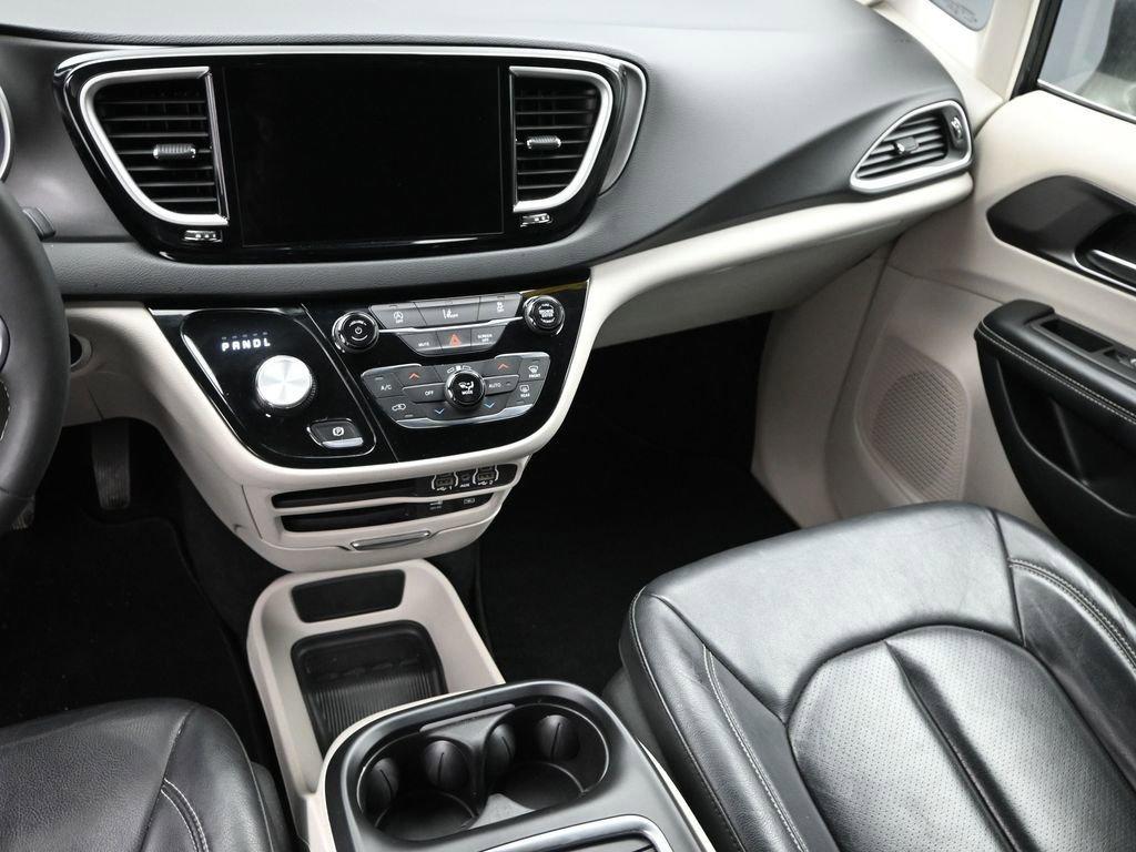 2022 Chrysler Pacifica Vehicle Photo in Cedar Rapids, IA 52402