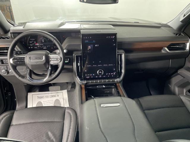 2025 GMC Yukon XL Vehicle Photo in GILBERT, AZ 85297-0402