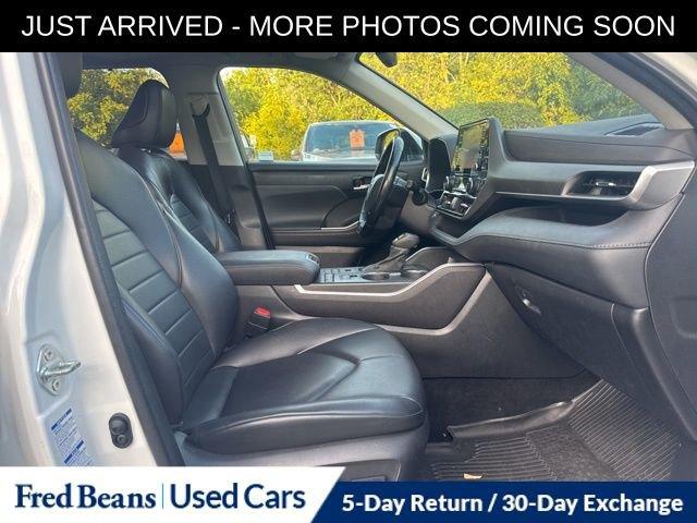 2022 Toyota Highlander Vehicle Photo in Flemington, NJ 08822