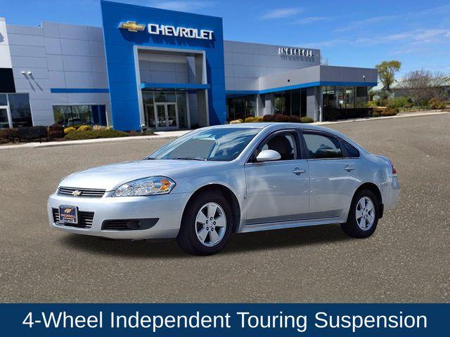 2010 Chevrolet Impala Vehicle Photo in DANBURY, CT 06810-5034