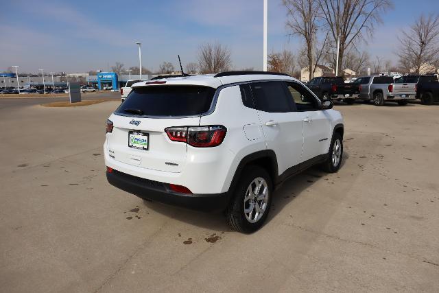 2025 Jeep Compass Vehicle Photo in Cedar Rapids, IA 52402