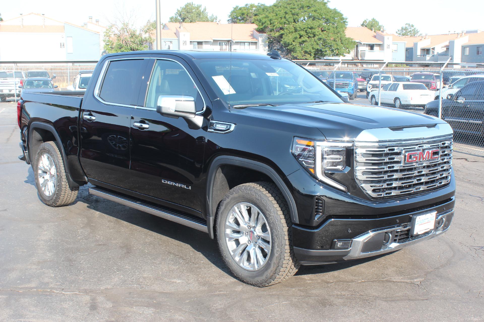 2025 GMC Sierra 1500 Vehicle Photo in AURORA, CO 80012-4011