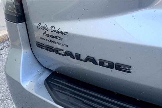 2023 Cadillac Escalade ESV Vehicle Photo in KANSAS CITY, MO 64114-4545