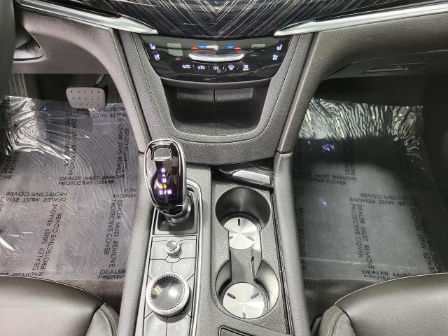 2025 Cadillac XT6 Vehicle Photo in NEENAH, WI 54956-2243