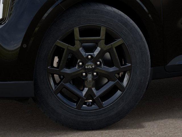 2025 Kia Carnival Vehicle Photo in Westbrook, ME 04092