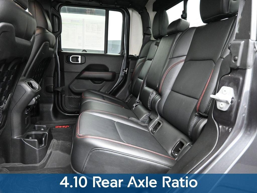 2022 Jeep Gladiator Vehicle Photo in Cedar Rapids, IA 52402