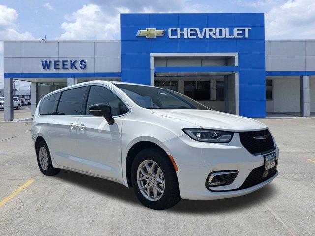 2025 Chrysler Pacifica Vehicle Photo in WEST FRANKFORT, IL 62896-4173