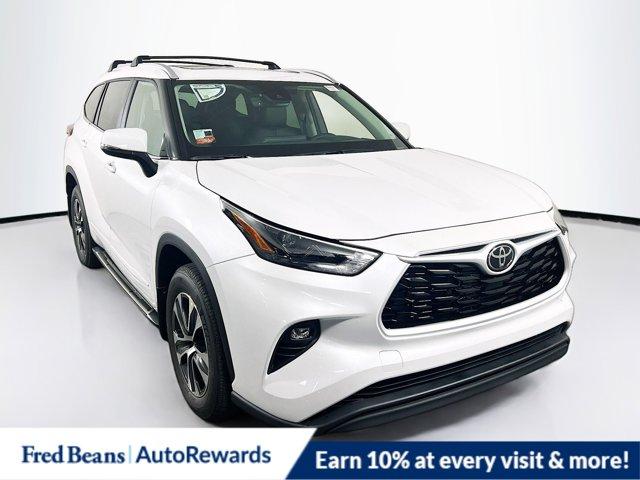 2025 Toyota Highlander Vehicle Photo in Flemington, NJ 08822