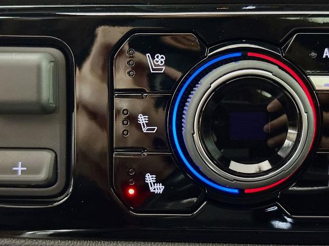 2025 Chevrolet Silverado 3500 HD Vehicle Photo in PUYALLUP, WA 98371-4149