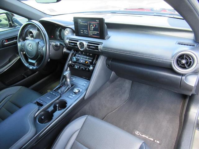 2022 Lexus IS Vehicle Photo in LEESBURG, FL 34788-4022