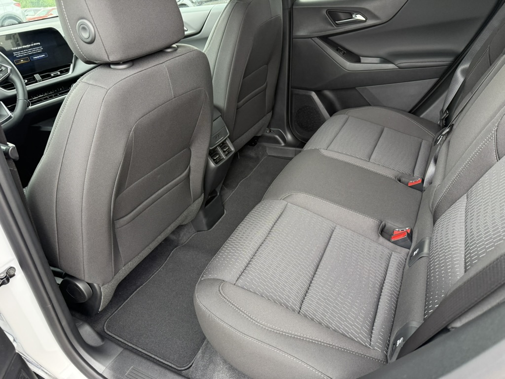 2026 Chevrolet Equinox LT - 9