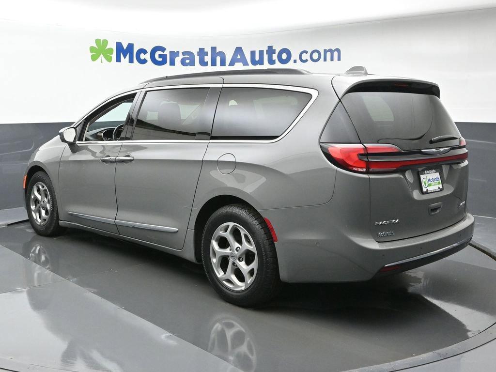 2022 Chrysler Pacifica Vehicle Photo in Cedar Rapids, IA 52402