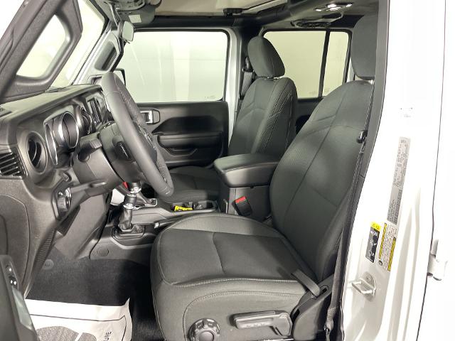 2023 Jeep Wrangler Vehicle Photo in GILBERT, AZ 85297-0402