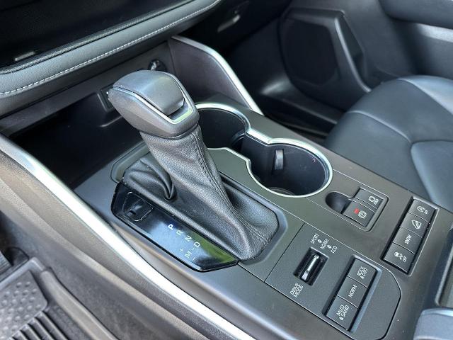 2022 Toyota Highlander Vehicle Photo in Tucson, AZ 85712