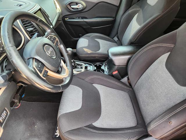2014 Jeep Cherokee Vehicle Photo in DENTON, TX 76210-9321